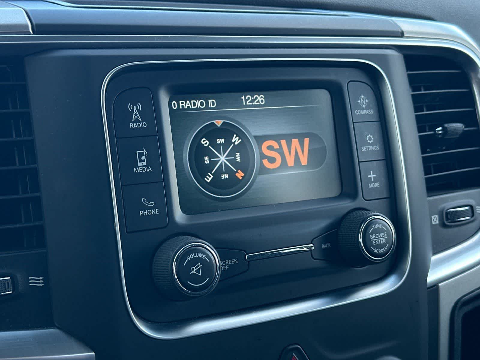 Thumbnail: 2020 RAM 1500 Classic - 18