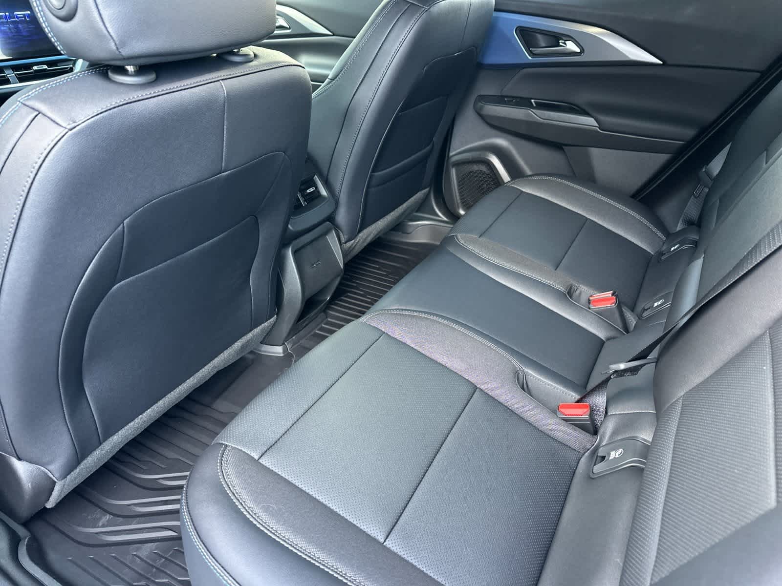 Thumbnail: 2026 Chevrolet Equinox - 4