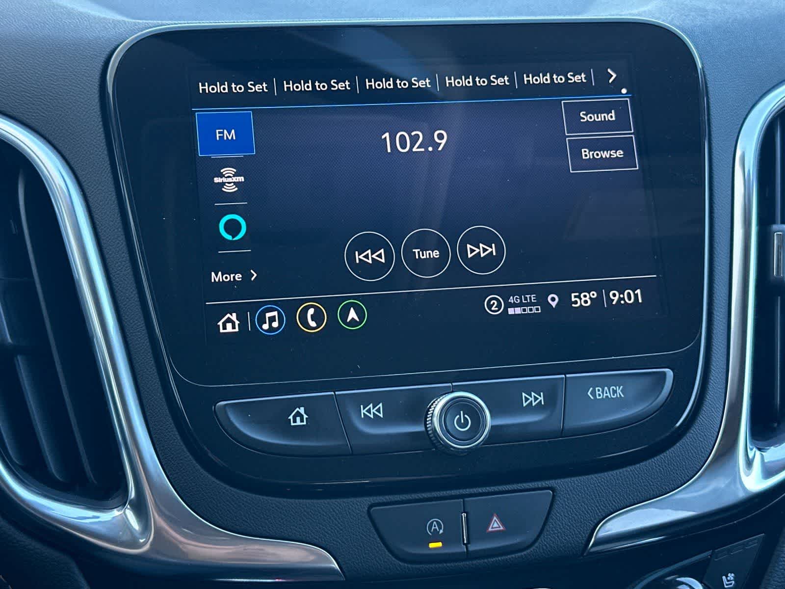 Thumbnail: 2022 Chevrolet Equinox - 18