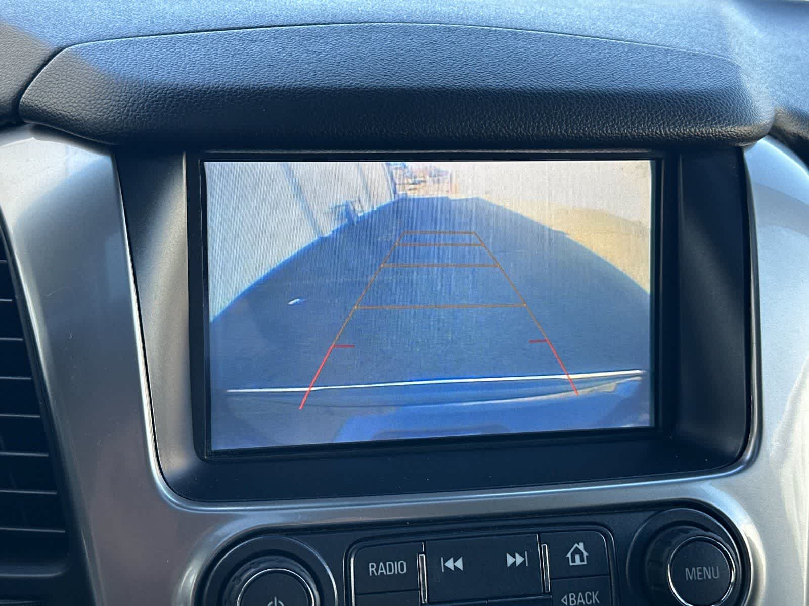 Thumbnail: 2018 Chevrolet Tahoe - 21