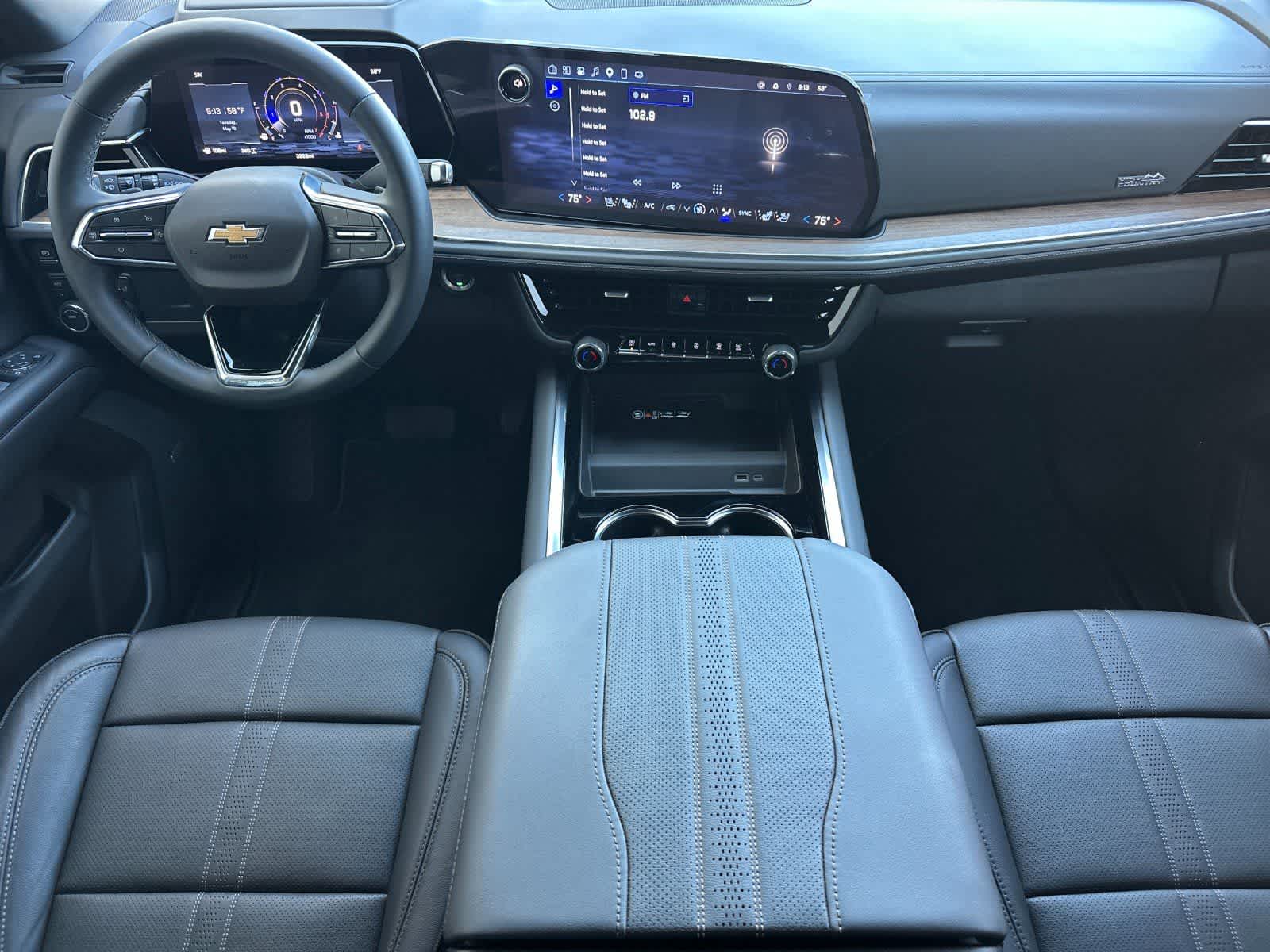 Thumbnail: 2025 Chevrolet Tahoe - 3