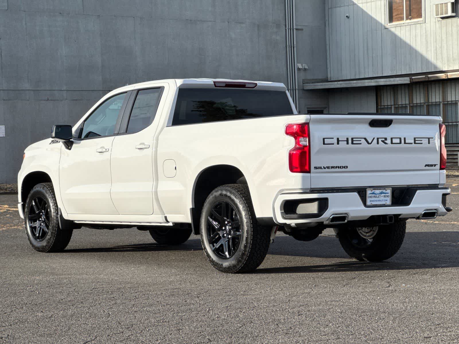 Thumbnail: 2026 Chevrolet Silverado 1500 - 6