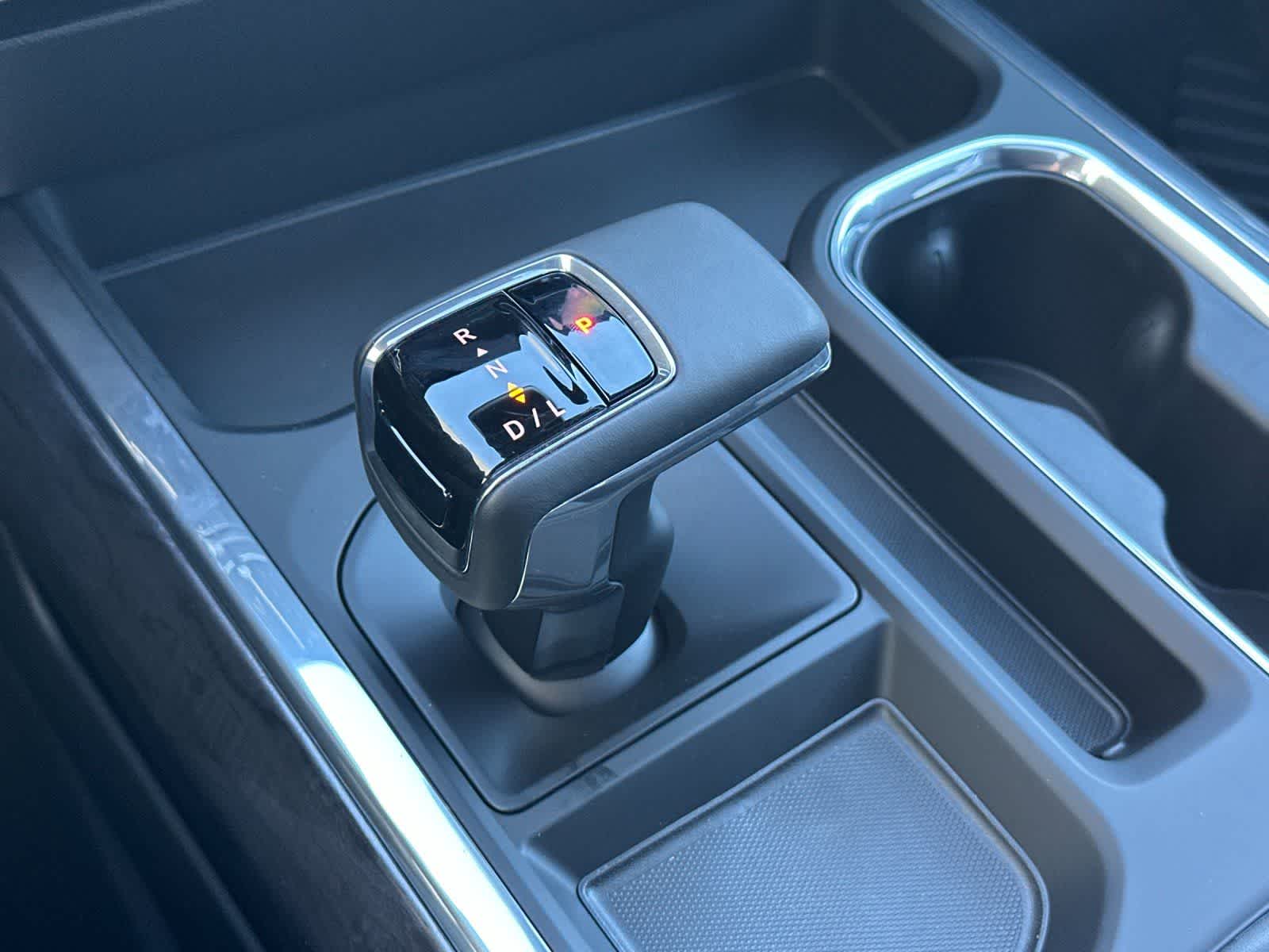 Thumbnail: 2026 Chevrolet Silverado 1500 - 21
