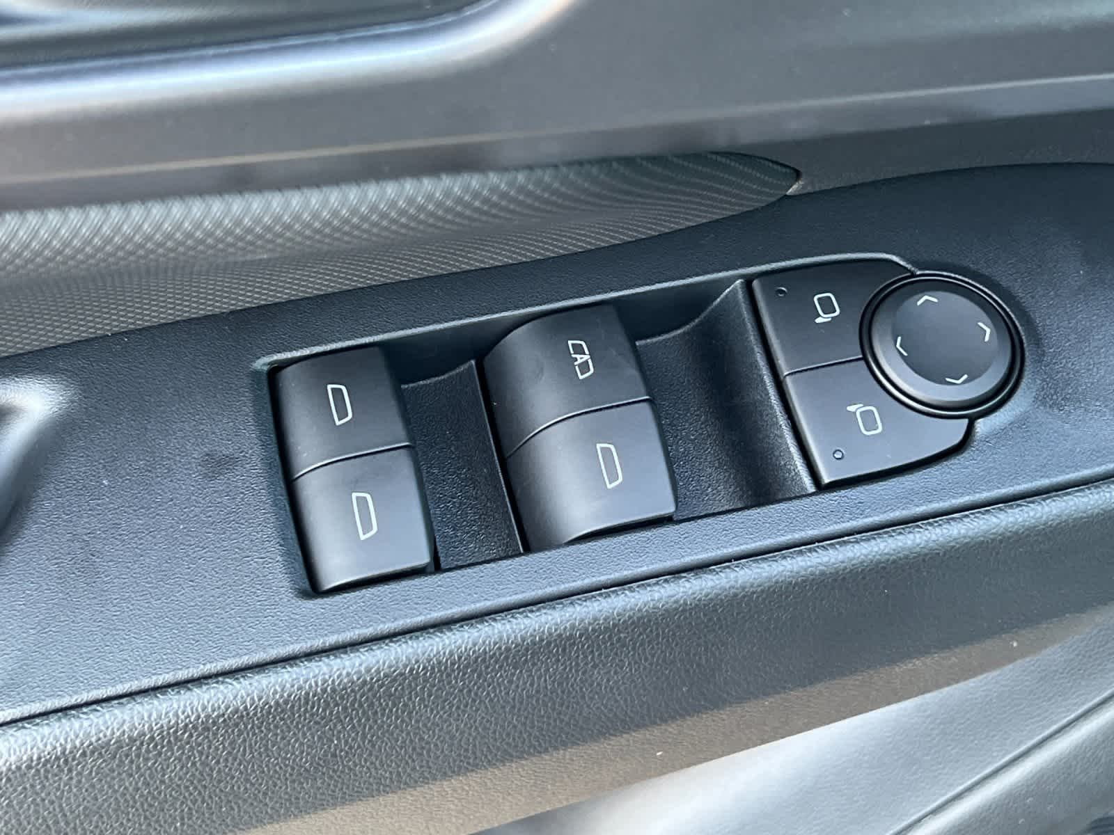 Thumbnail: 2025 Chevrolet Equinox - 13