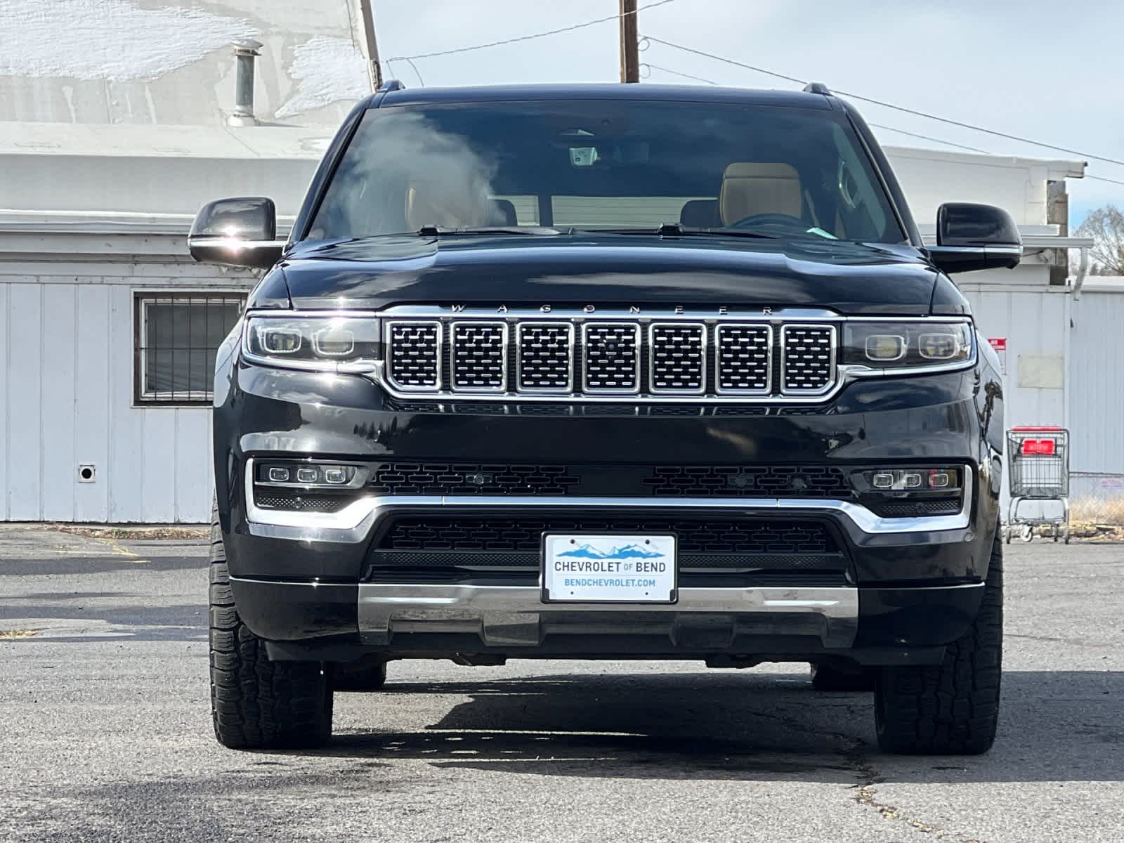 Thumbnail: 2022 Jeep Grand Wagoneer - 10