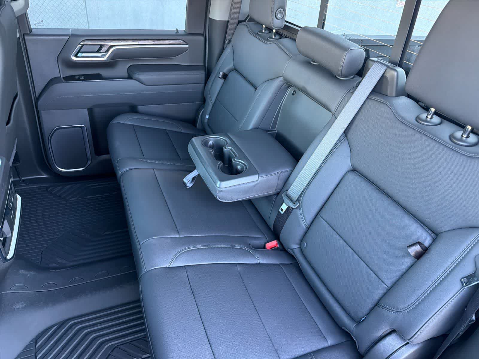 Thumbnail: 2026 Chevrolet Silverado 3500 - 4
