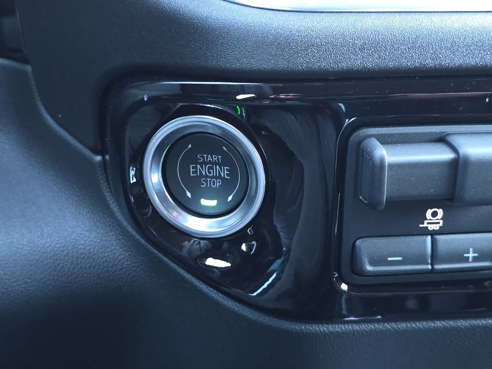 Thumbnail: 2026 Chevrolet Silverado 1500 - 22