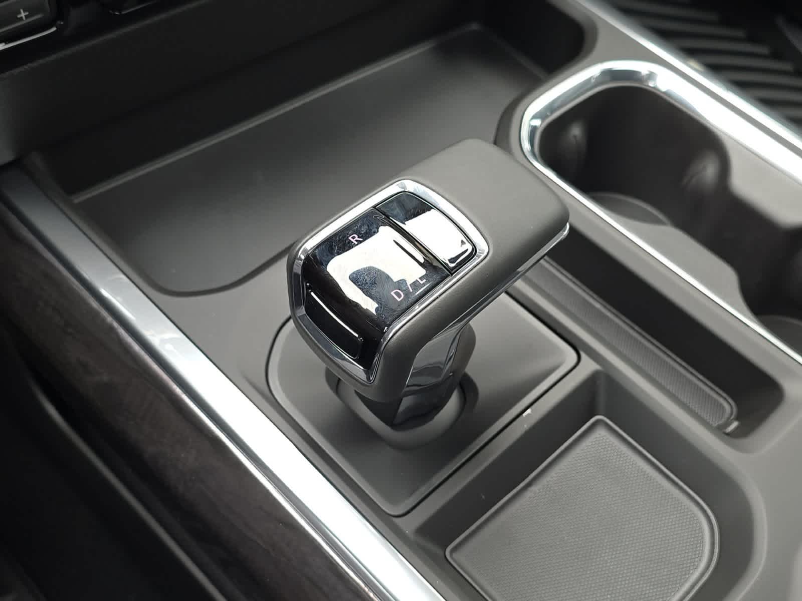 Thumbnail: 2026 Chevrolet Silverado 1500 - 21