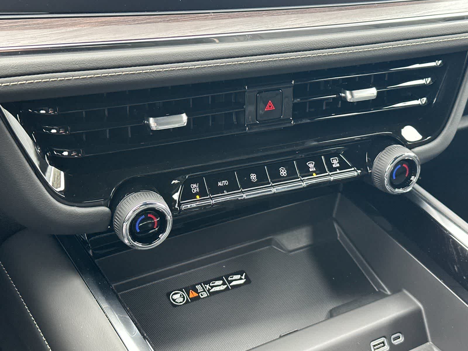 Thumbnail: 2026 Chevrolet Tahoe - 23