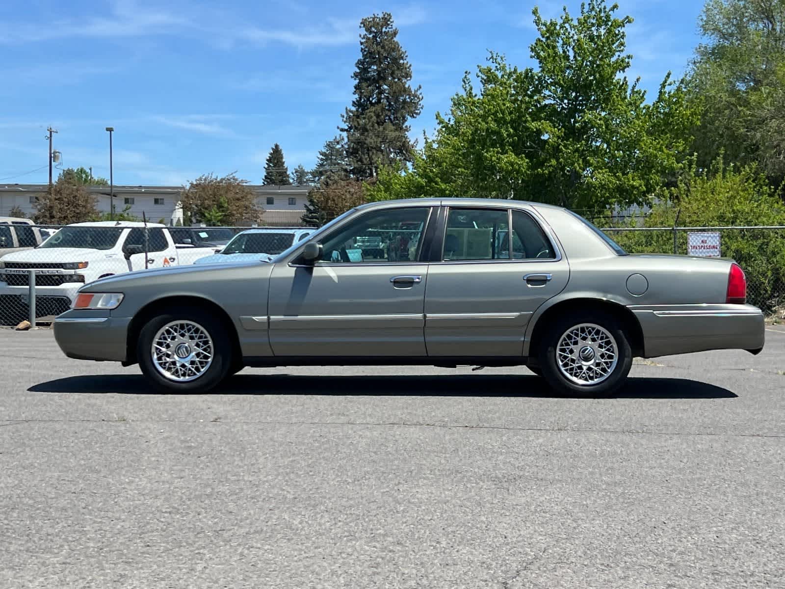 Thumbnail: 2002 Mercury Grand Marquis - 5