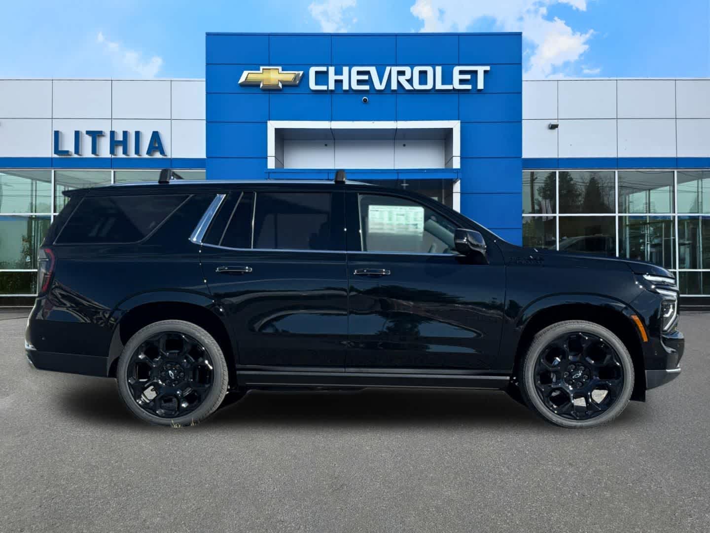 Thumbnail: 2026 Chevrolet Tahoe - 8