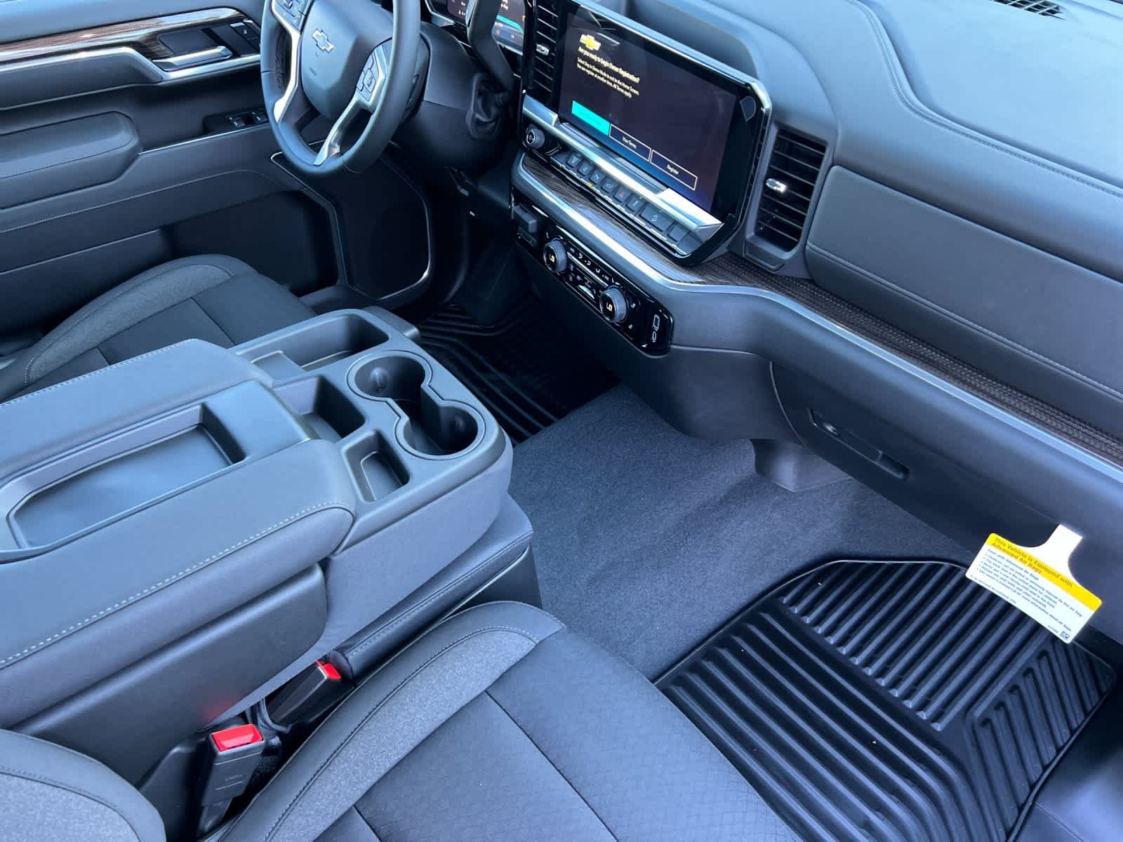 Thumbnail: 2026 Chevrolet Silverado 3500 - 15