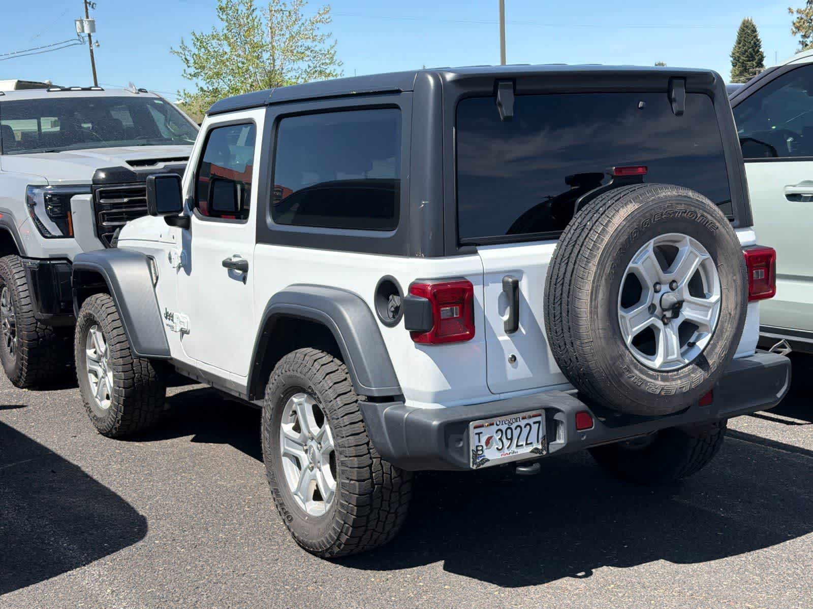 Thumbnail: 2018 Jeep Wrangler - 6