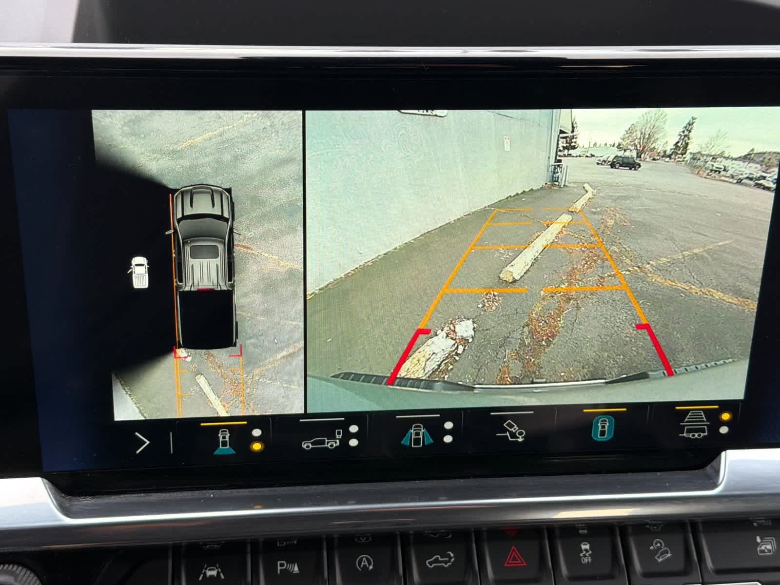 Thumbnail: 2023 Chevrolet Silverado 1500 - 18