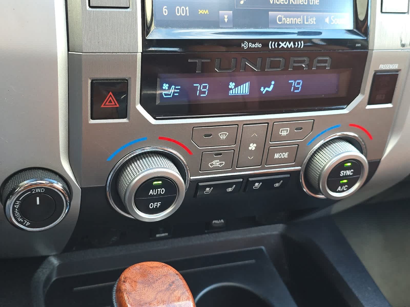 Thumbnail: 2014 Toyota Tundra - 20