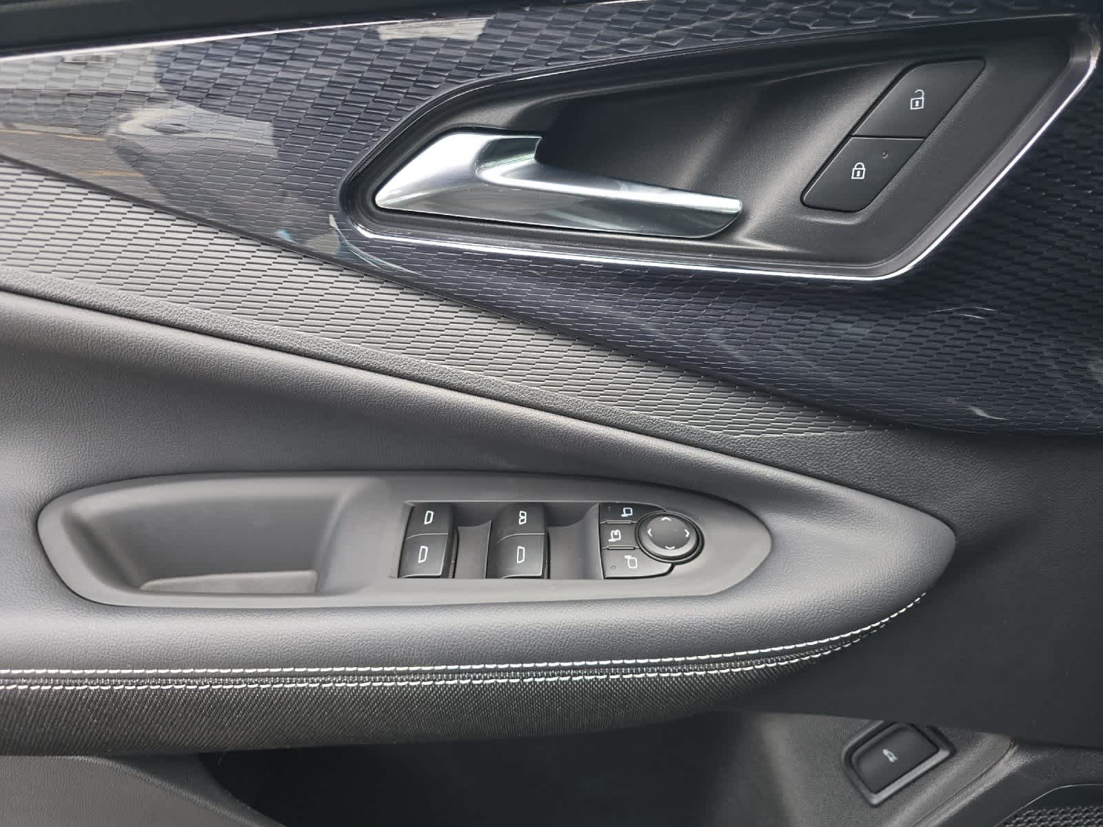 Thumbnail: 2025 Chevrolet Blazer EV - 12