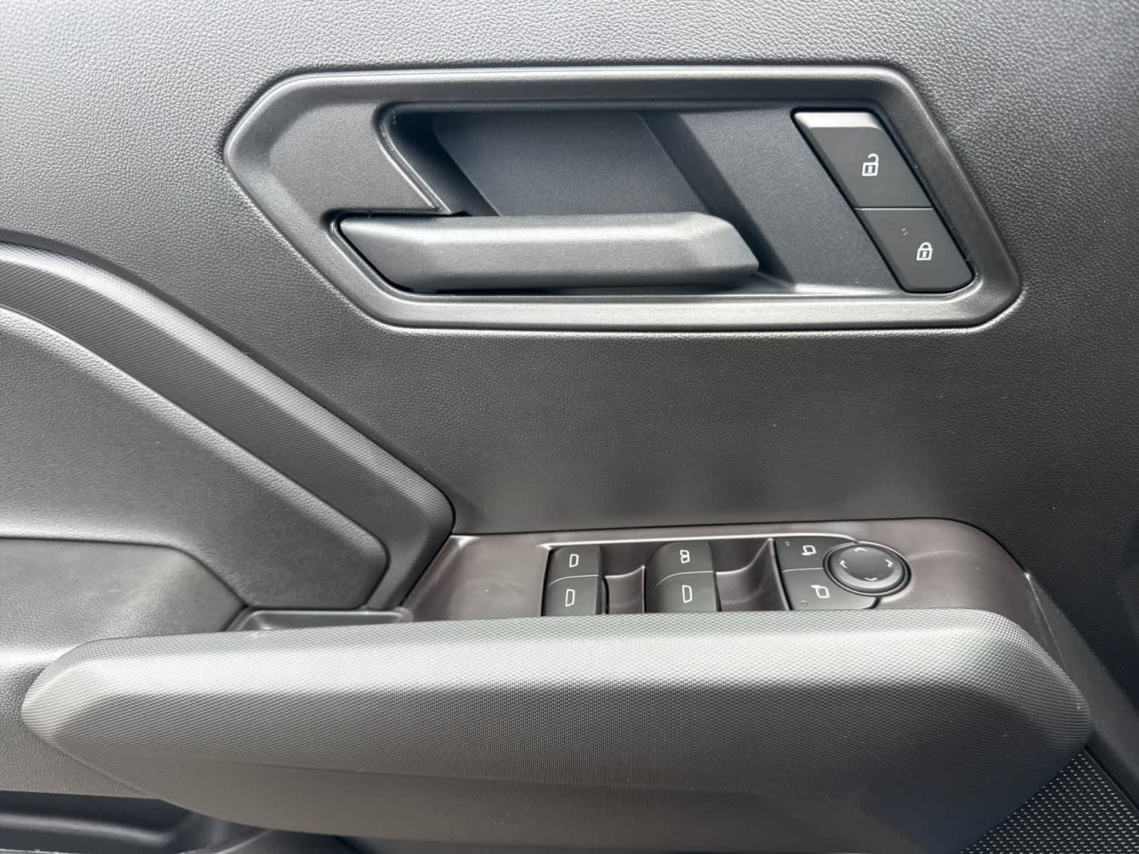 Thumbnail: 2026 Chevrolet Colorado - 12