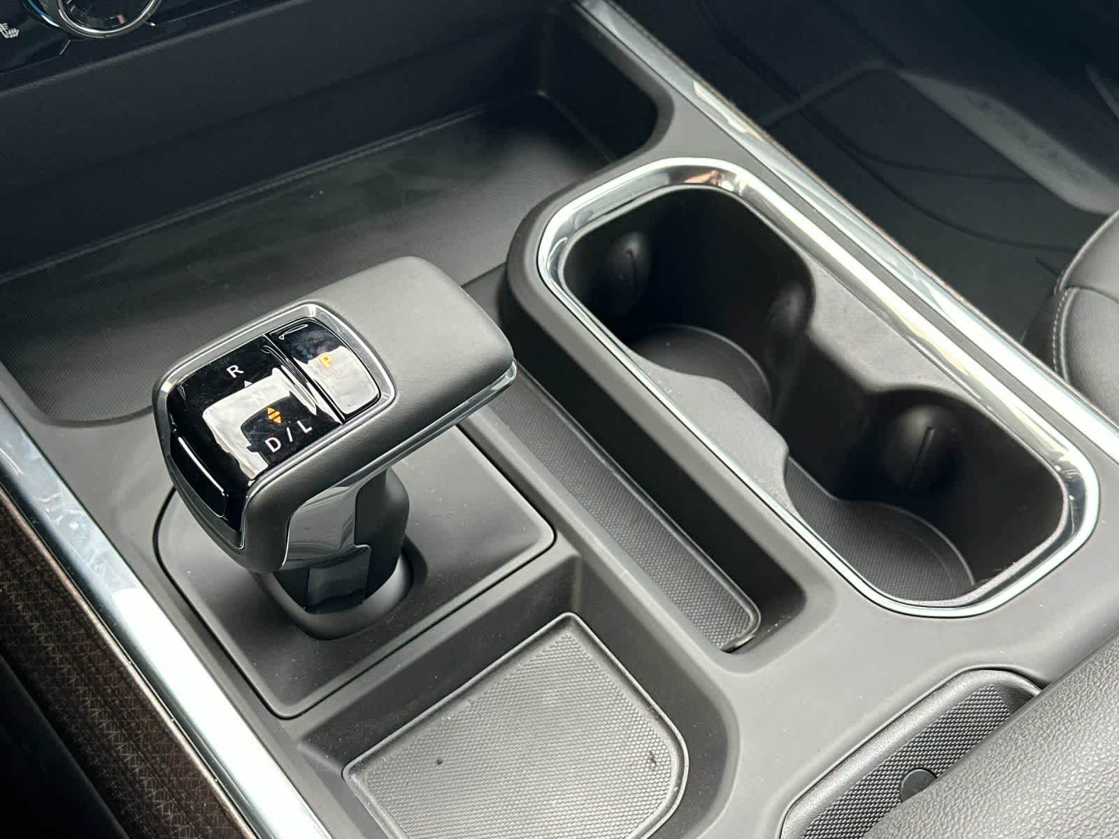 Thumbnail: 2026 Chevrolet Silverado 1500 - 21