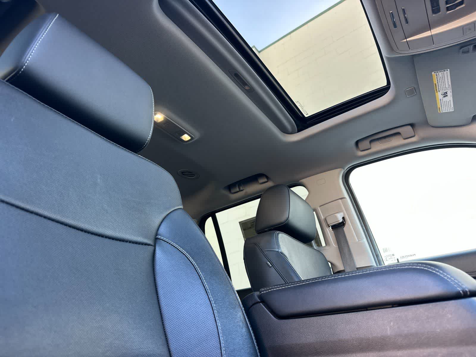 Thumbnail: 2018 Chevrolet Tahoe - 18