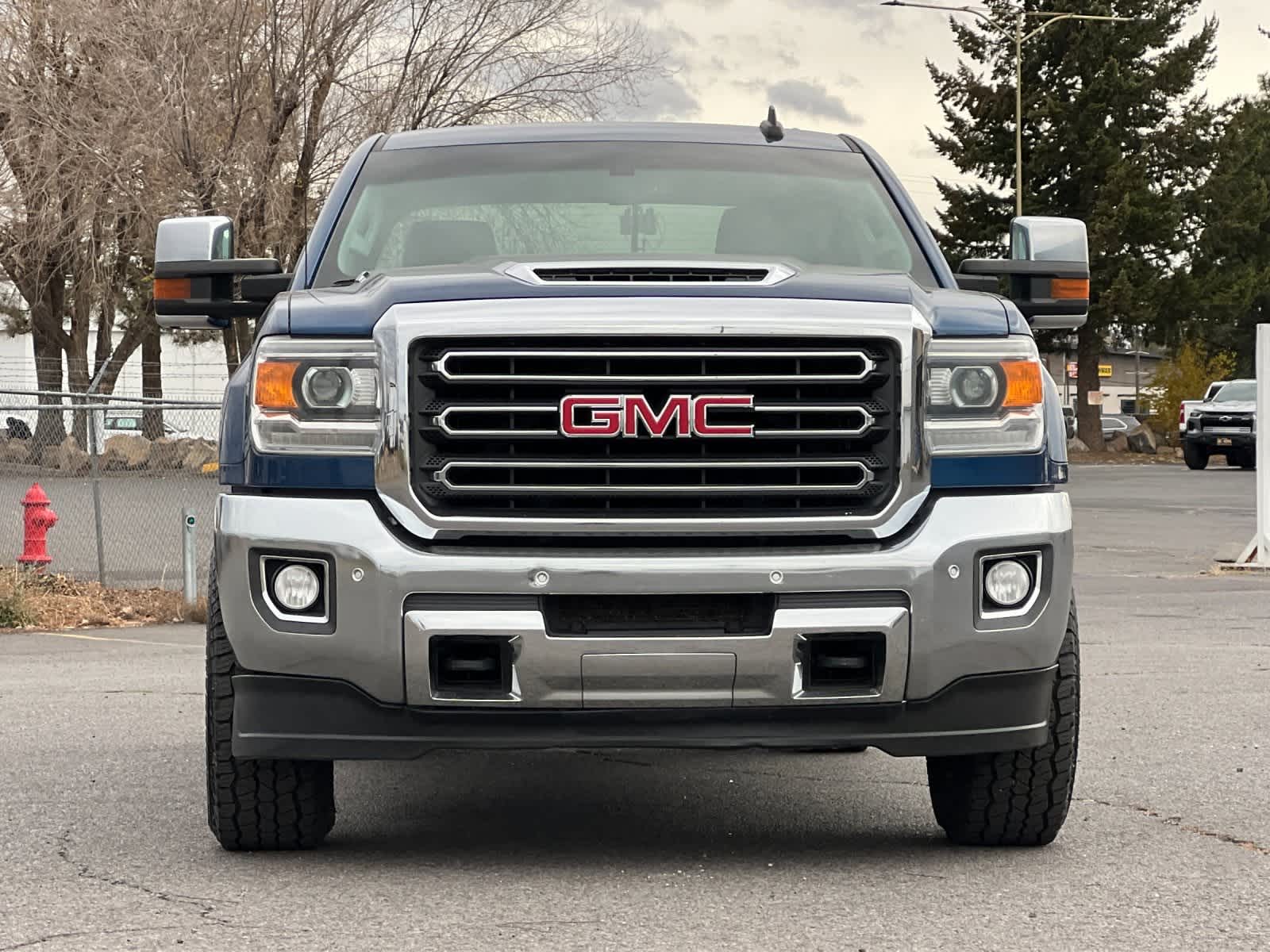 Thumbnail: 2018 GMC Sierra 3500 - 10