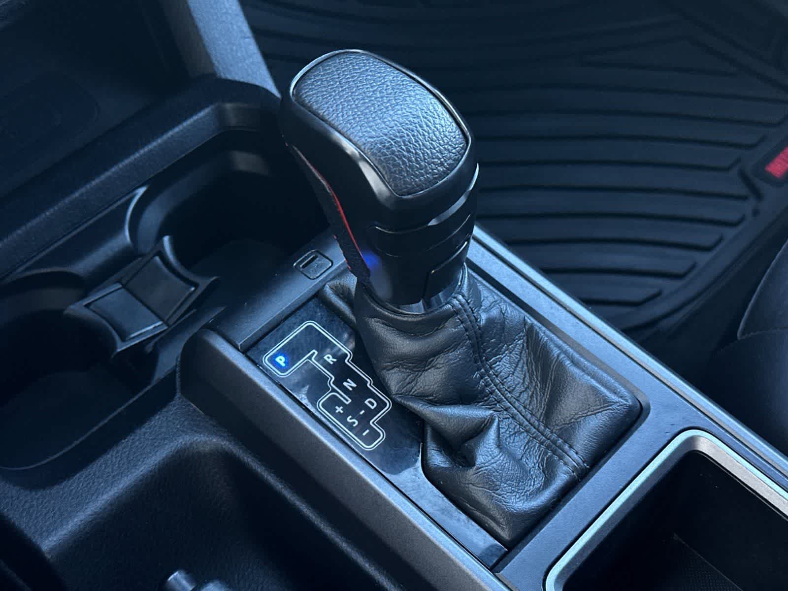 Thumbnail: 2021 Toyota Tacoma - 22