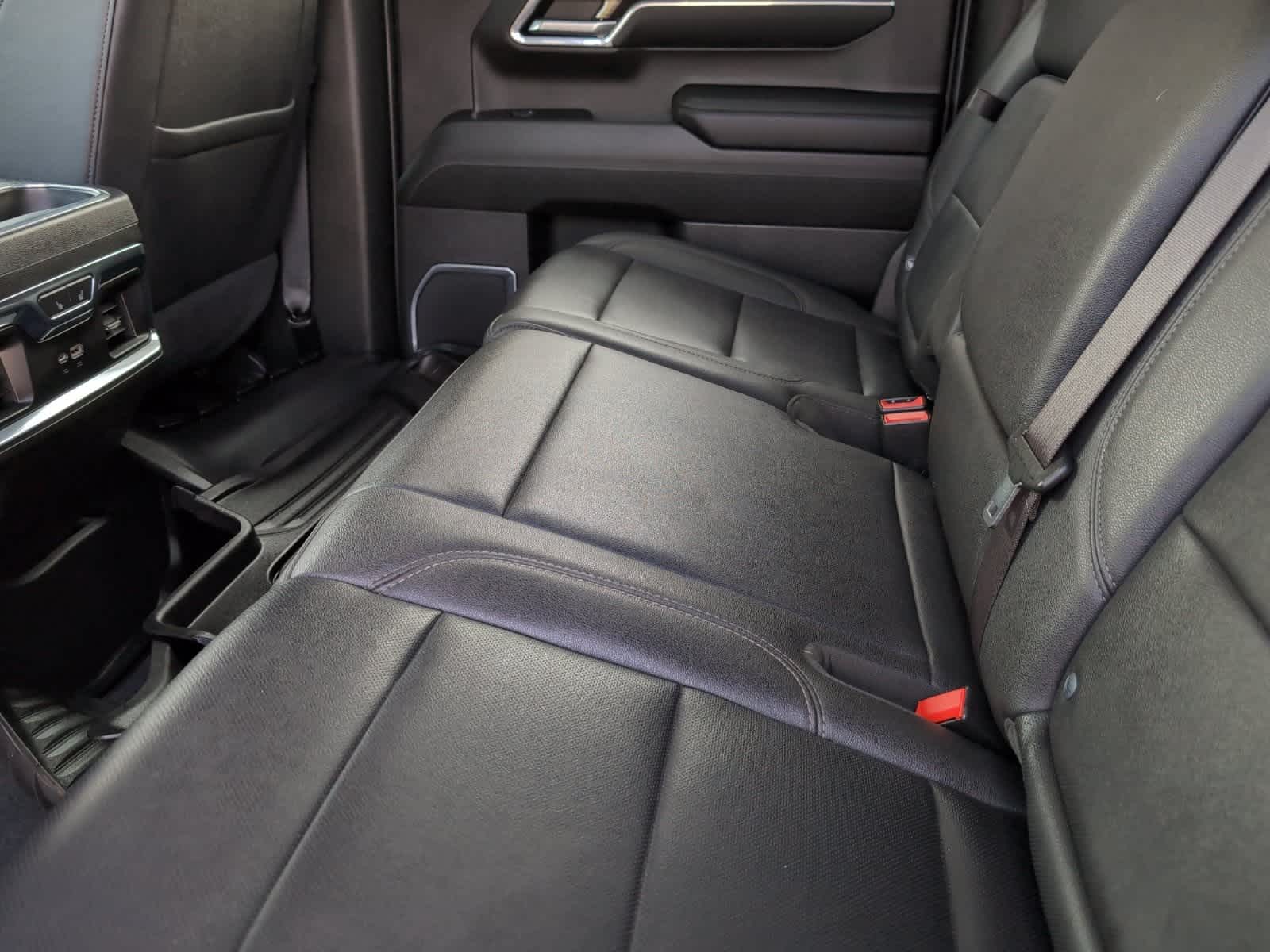 Thumbnail: 2023 Chevrolet Silverado 1500 - 4