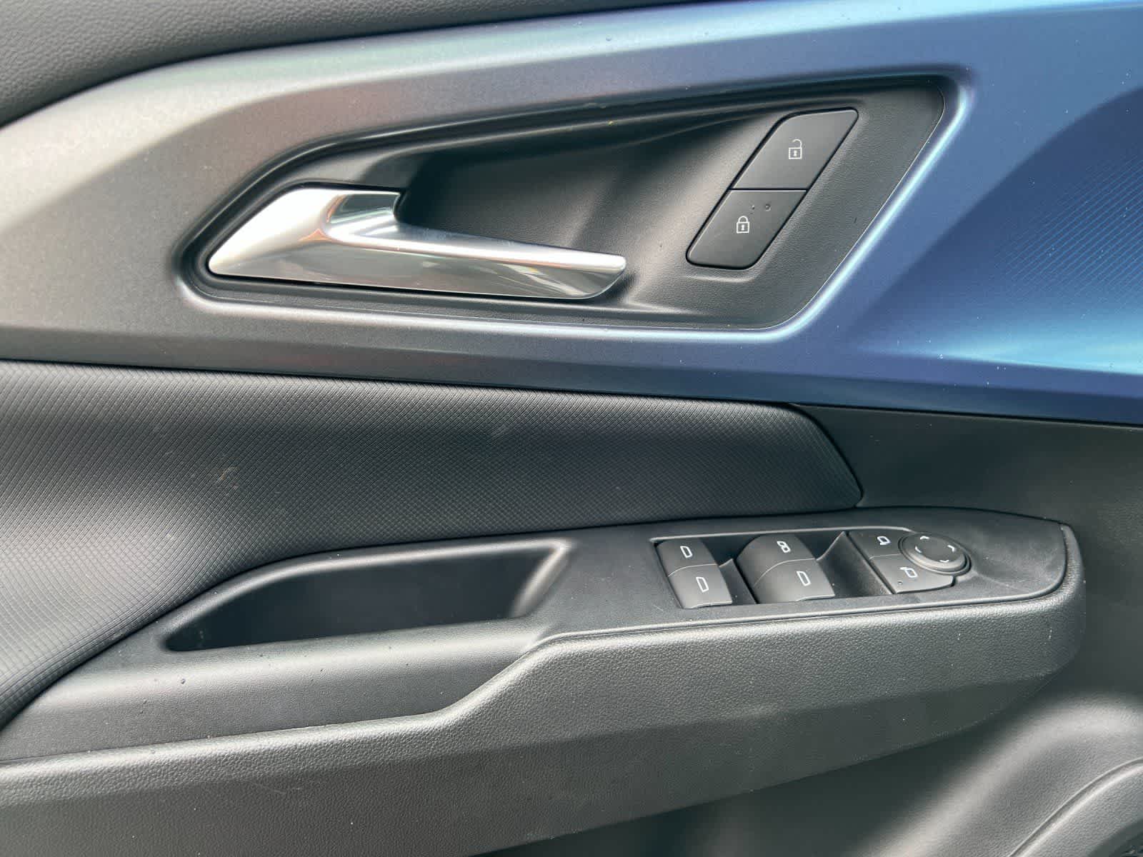 Thumbnail: 2026 Chevrolet Equinox - 12