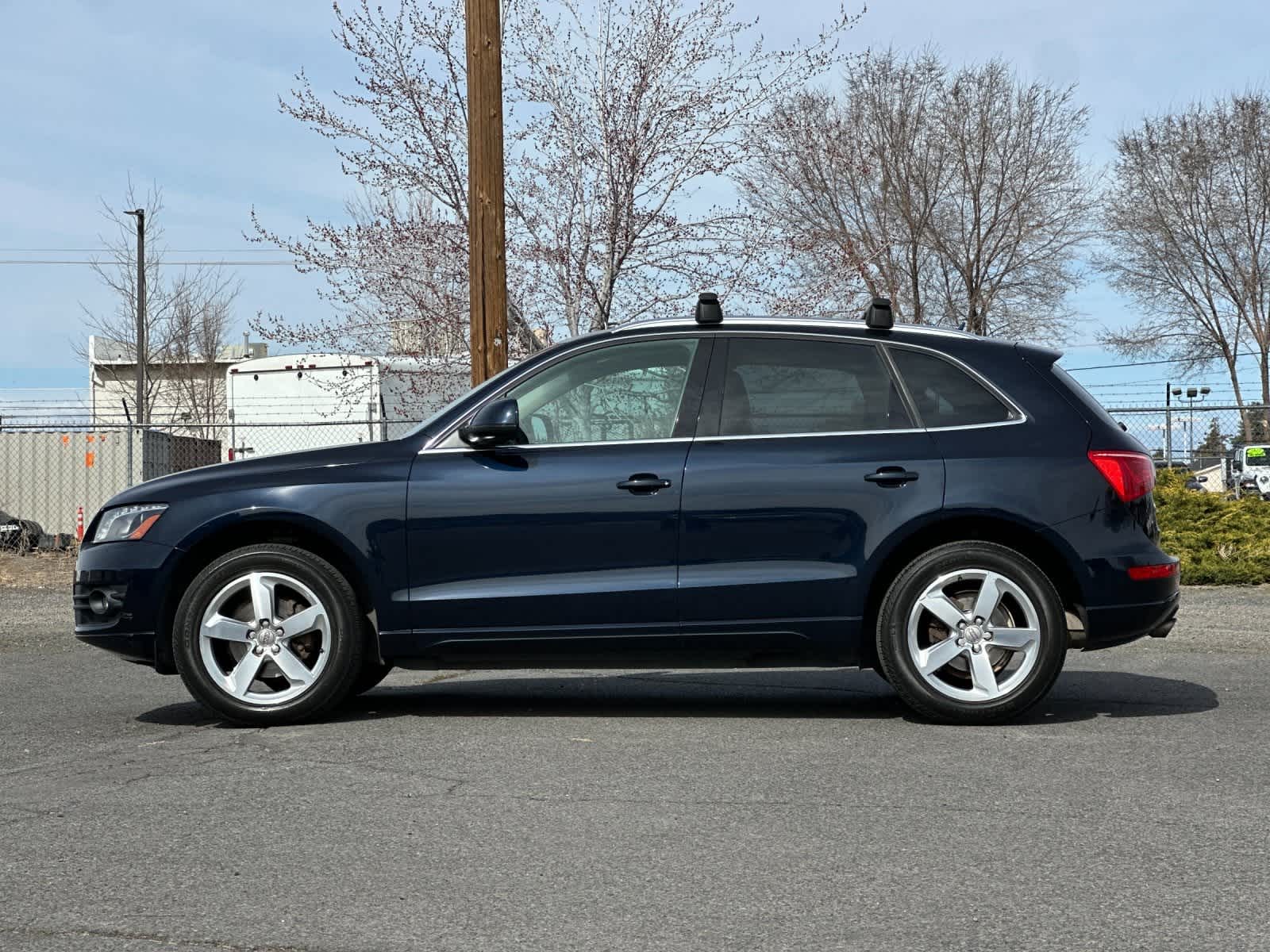 Thumbnail: 2010 Audi Q5 - 5