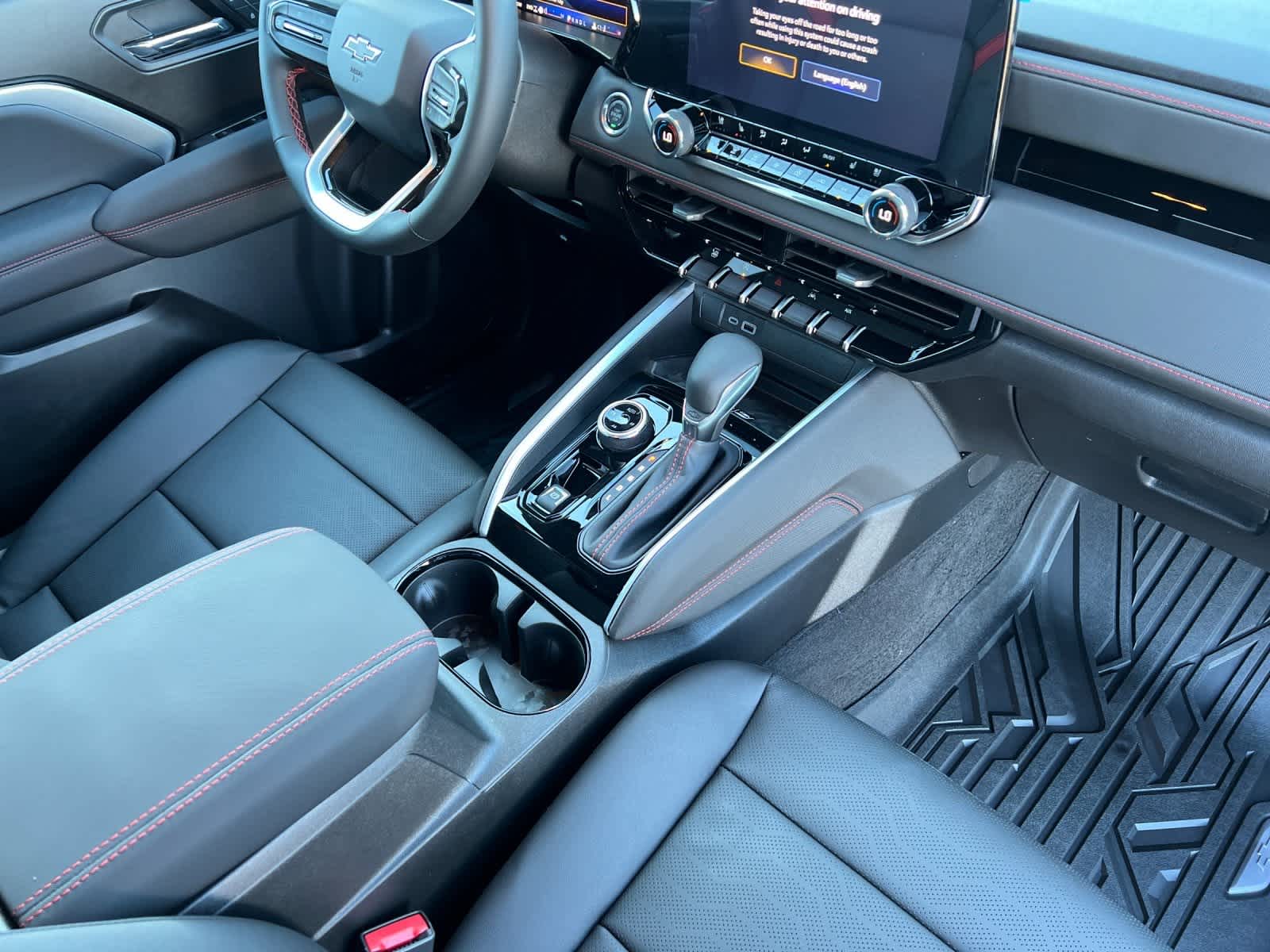 Thumbnail: 2026 Chevrolet Colorado - 15