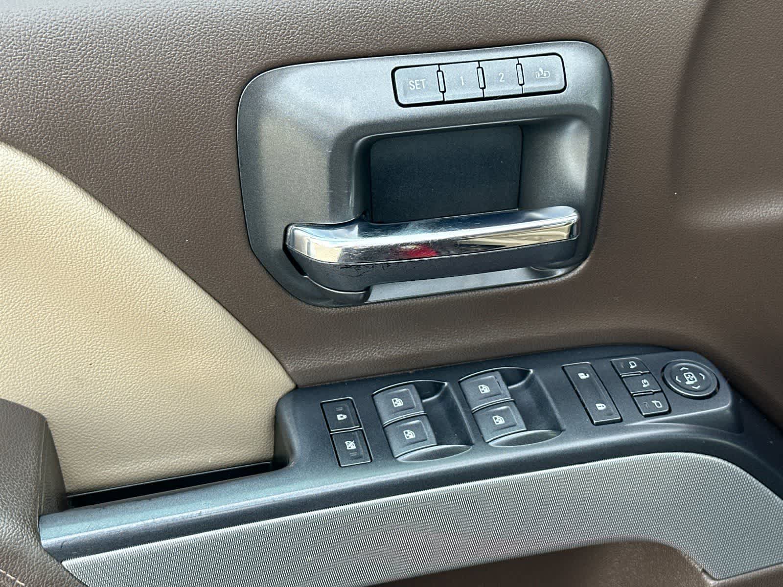 Thumbnail: 2019 Chevrolet Silverado 3500 - 13