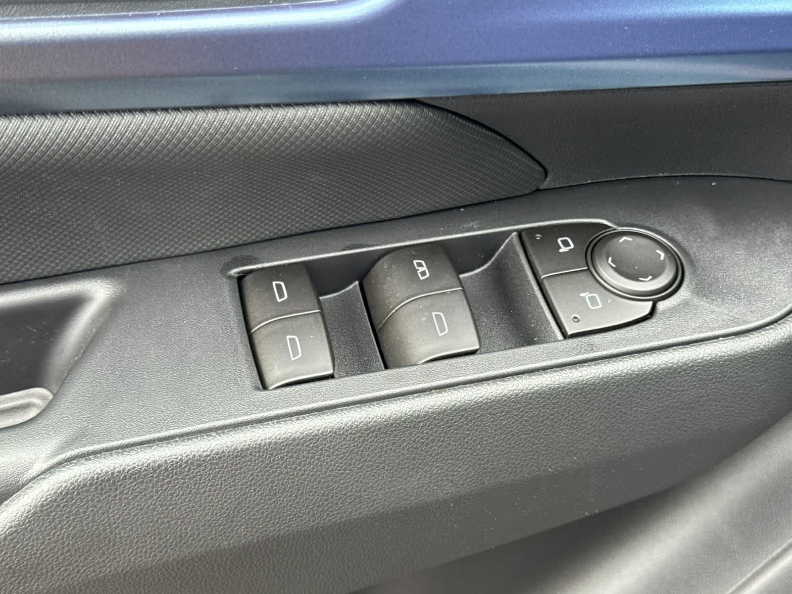 Thumbnail: 2026 Chevrolet Equinox - 13