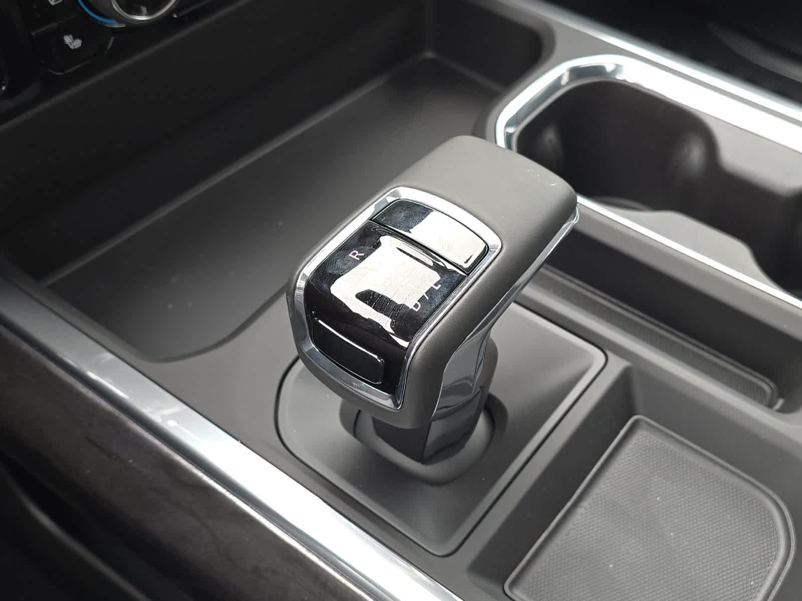 Thumbnail: 2026 Chevrolet Silverado 1500 - 21