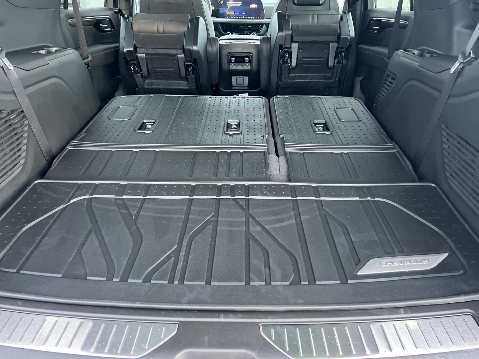 Thumbnail: 2026 Chevrolet Tahoe - 17