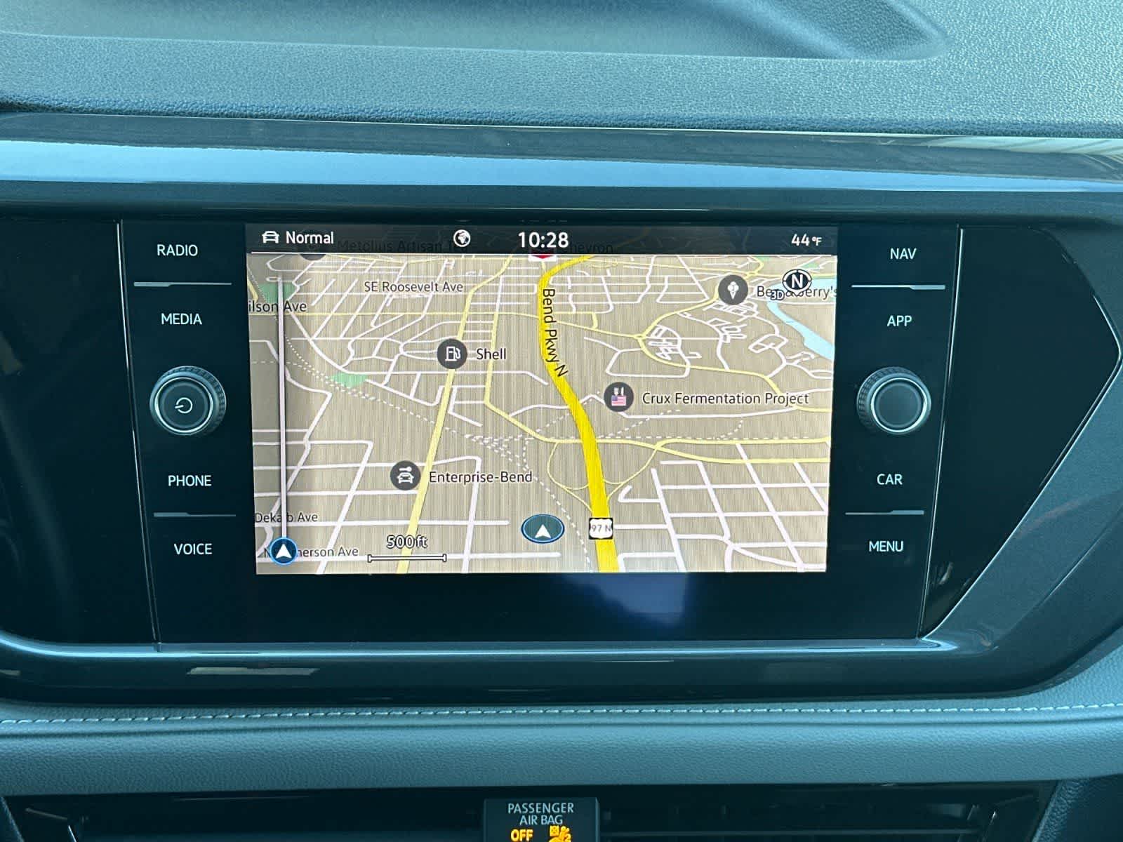 Thumbnail: 2022 Volkswagen Taos - 19