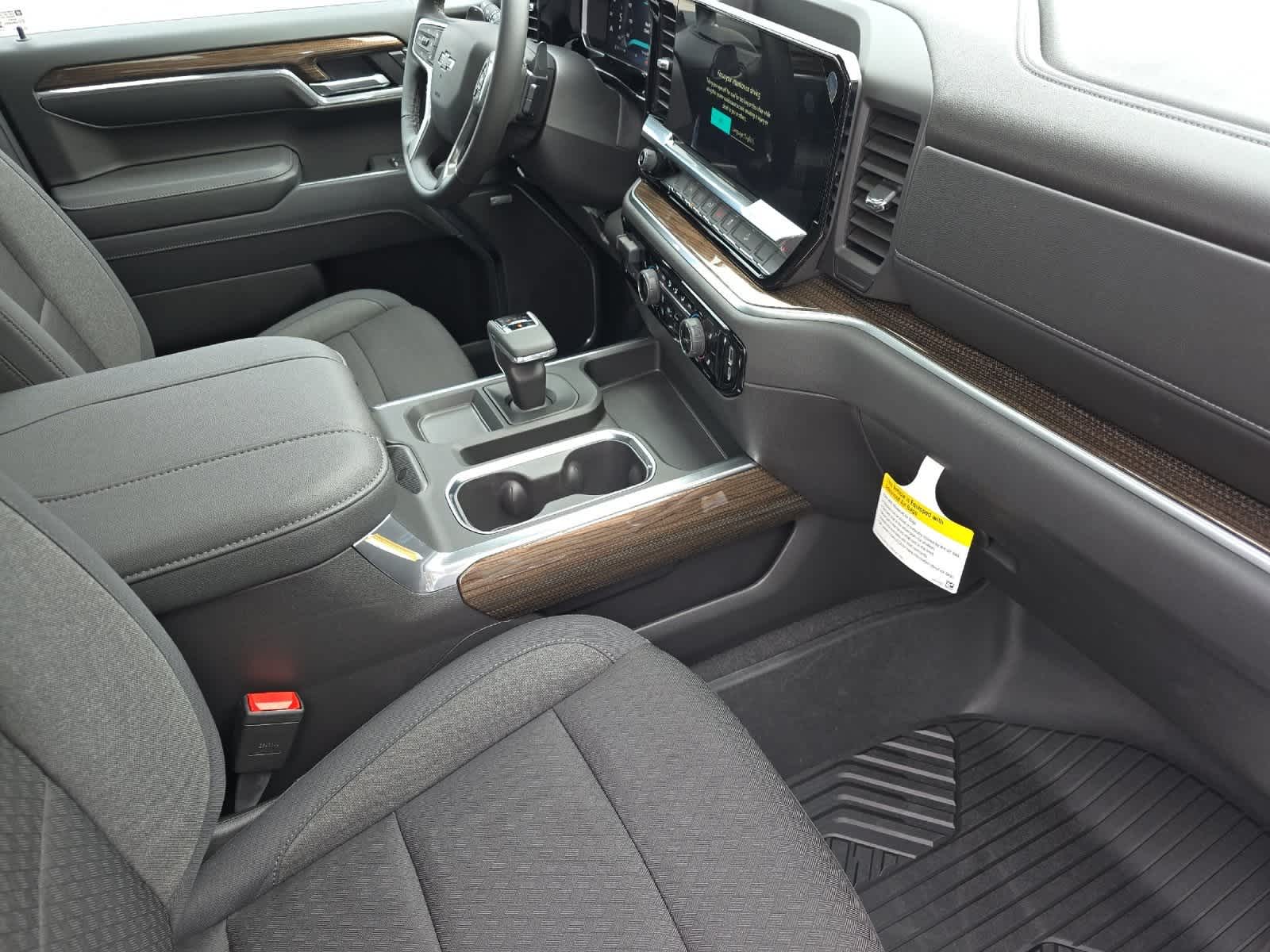 Thumbnail: 2026 Chevrolet Silverado 1500 - 15