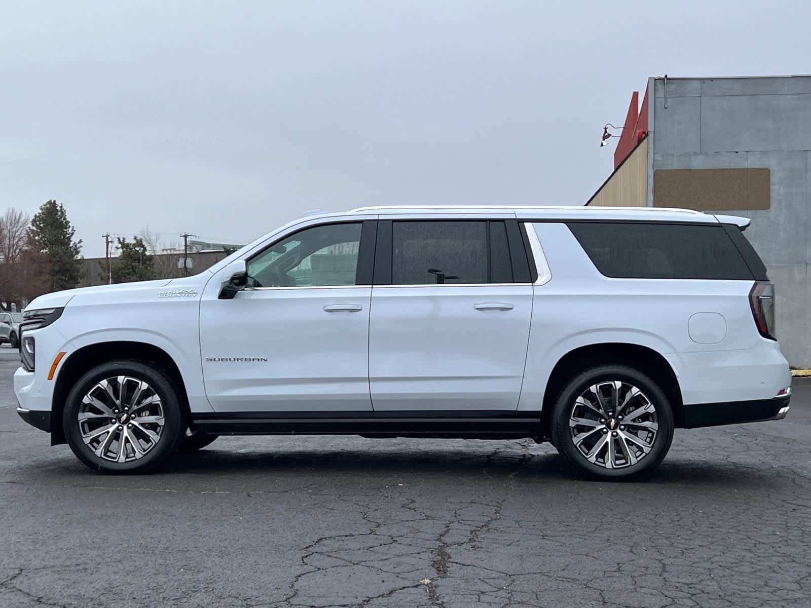 Thumbnail: 2026 Chevrolet Suburban - 5