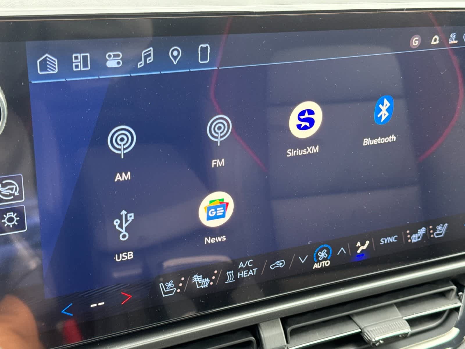 Thumbnail: 2026 Chevrolet Equinox - 18