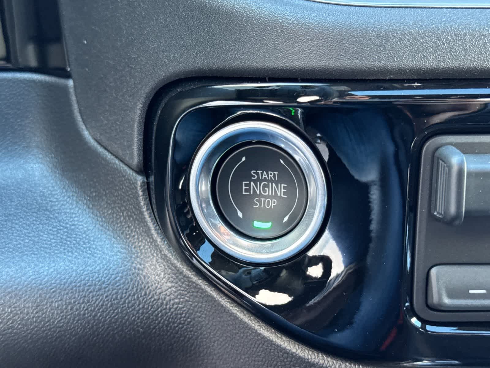 Thumbnail: 2026 Chevrolet Silverado 1500 - 22