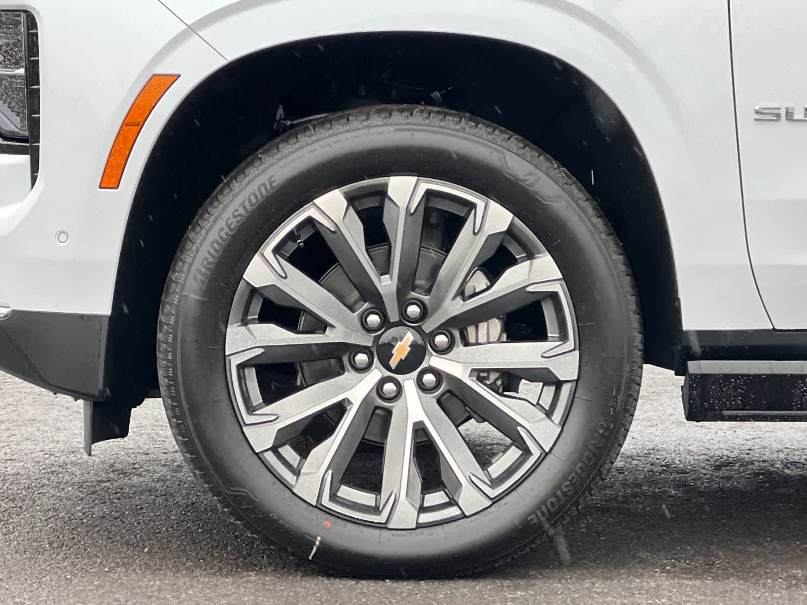 Thumbnail: 2026 Chevrolet Suburban - 25