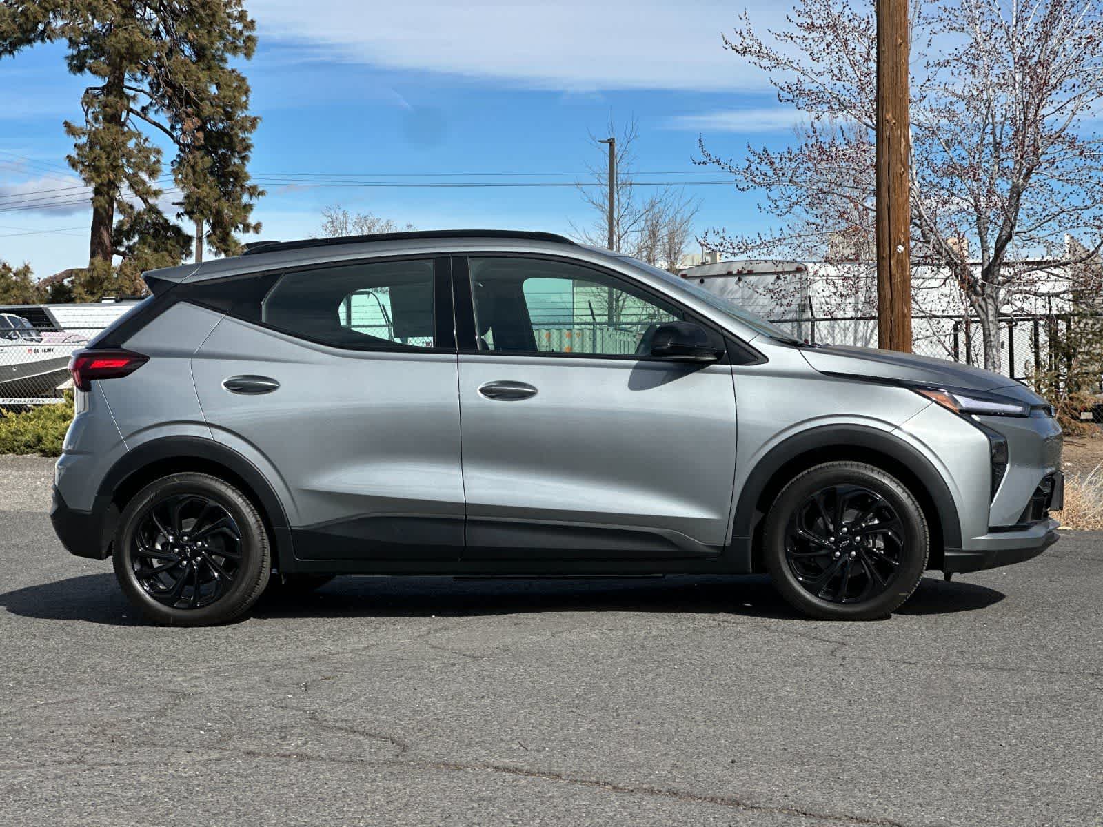 Thumbnail: 2027 Chevrolet Bolt EV - 8