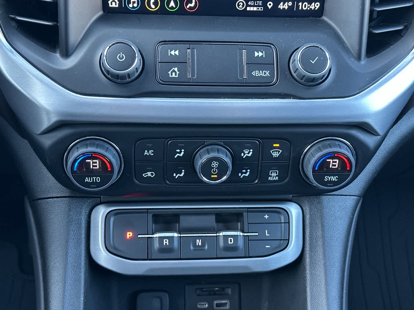 Thumbnail: 2023 GMC Acadia - 22