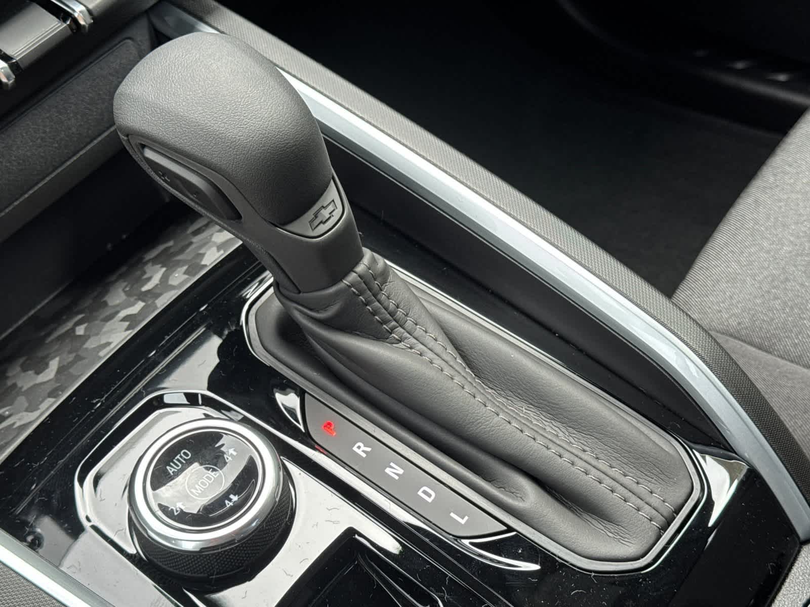 Thumbnail: 2026 Chevrolet Colorado - 21