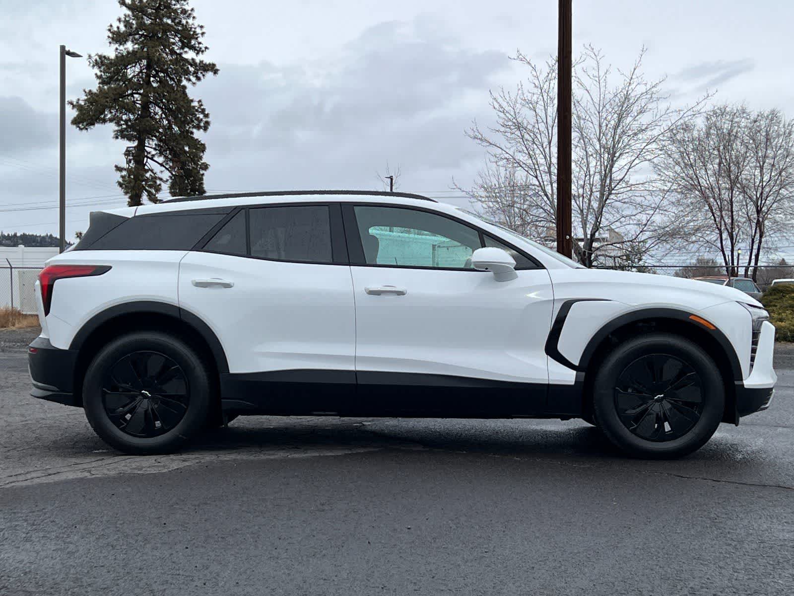 Thumbnail: 2026 Chevrolet Blazer EV - 8