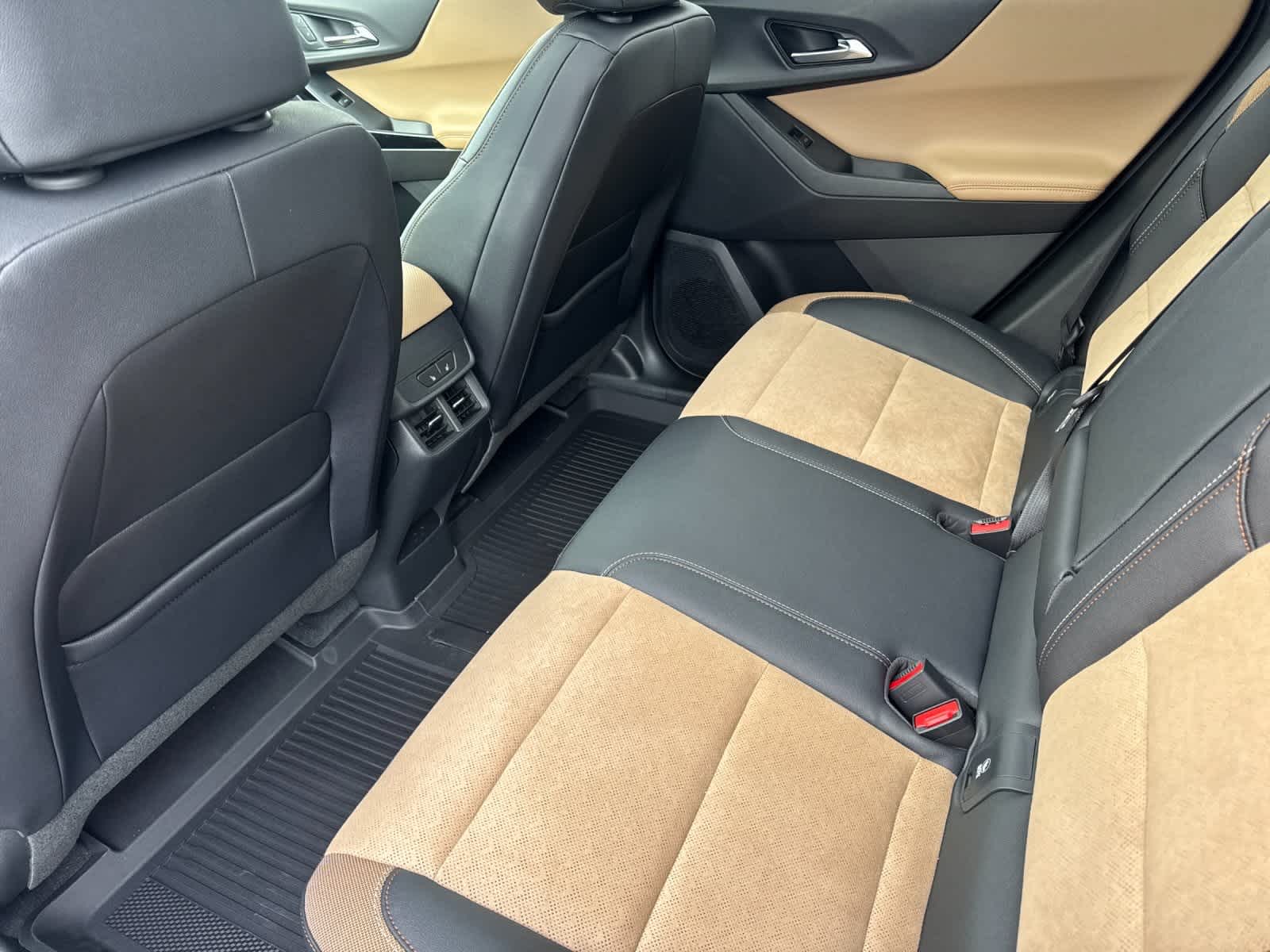 Thumbnail: 2026 Chevrolet Equinox - 4