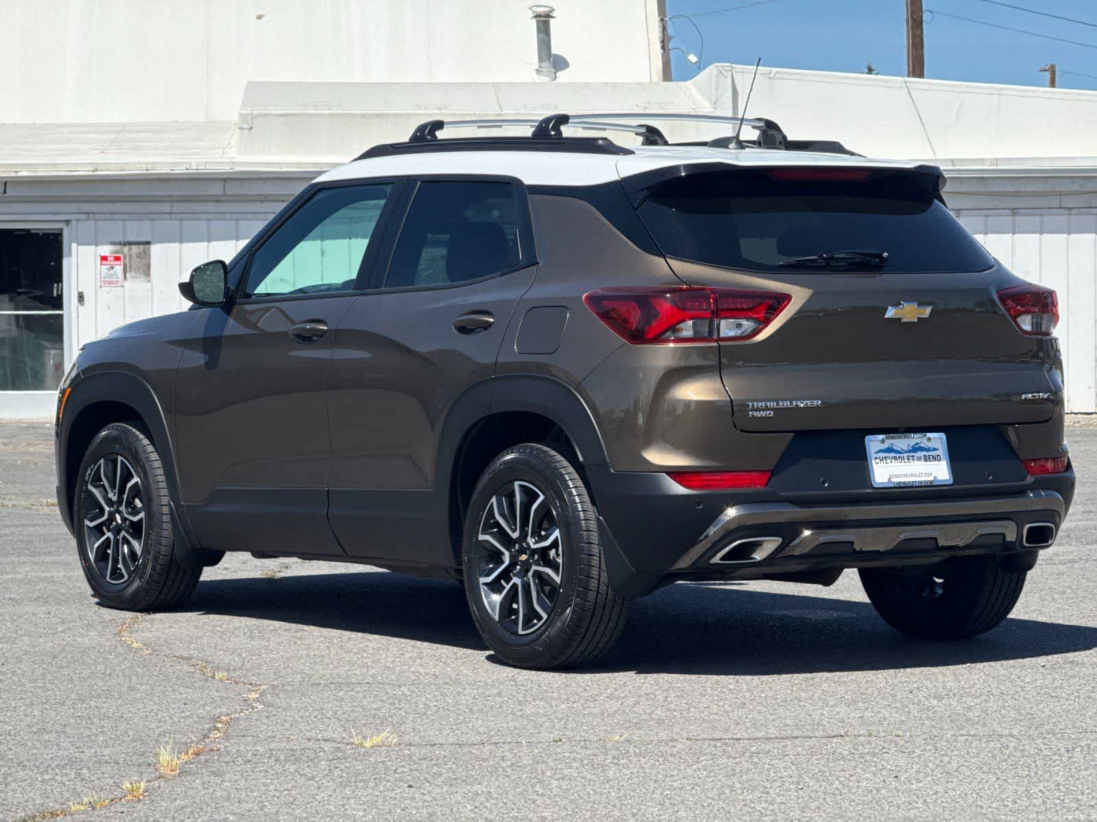 Thumbnail: 2021 Chevrolet TrailBlazer - 6