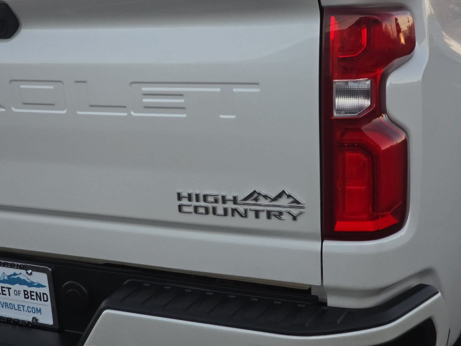 Thumbnail: 2021 Chevrolet Silverado 3500 - 26