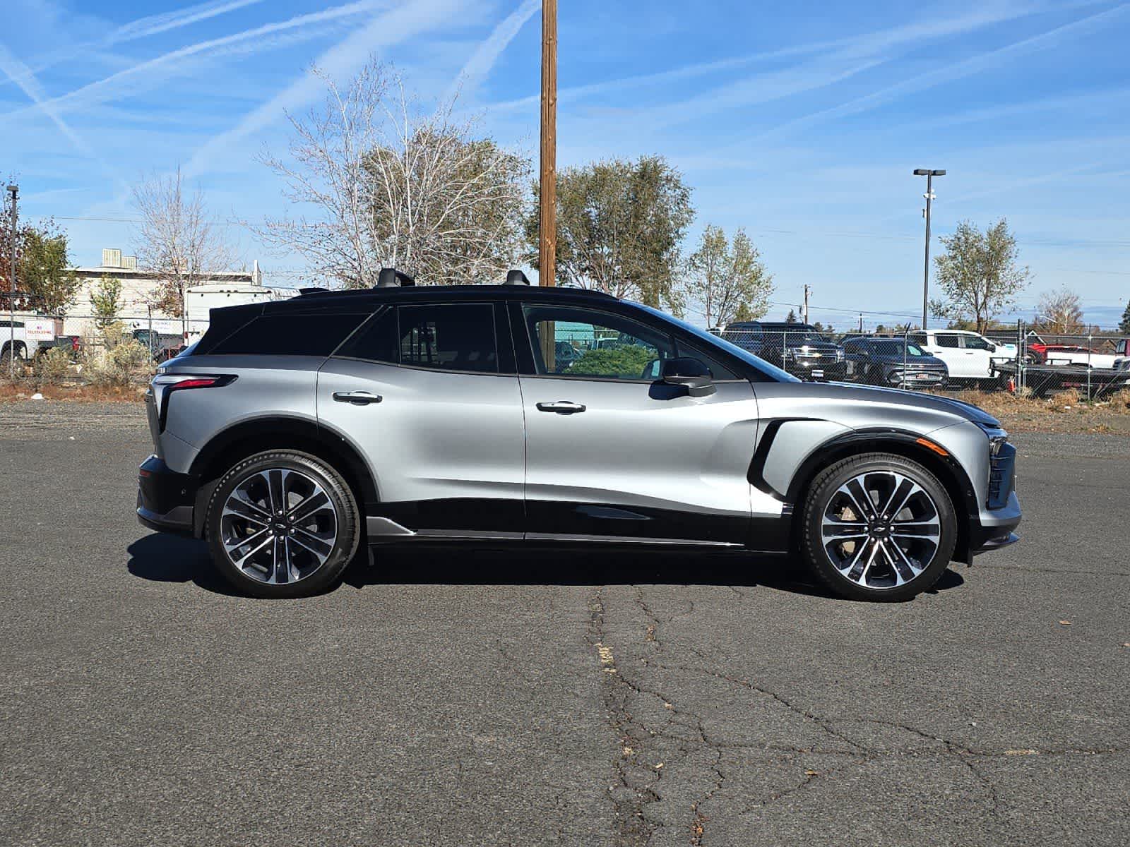 Thumbnail: 2026 Chevrolet Blazer EV - 8