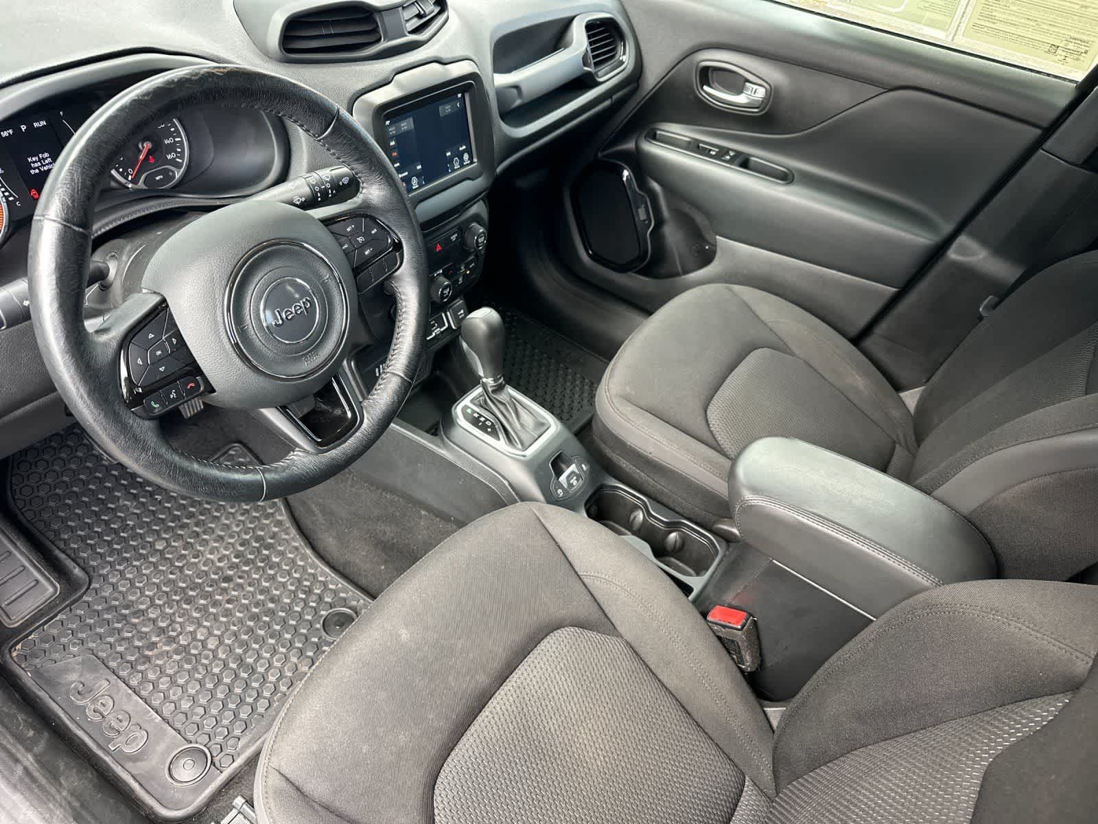 Thumbnail: 2020 Jeep Renegade - 11