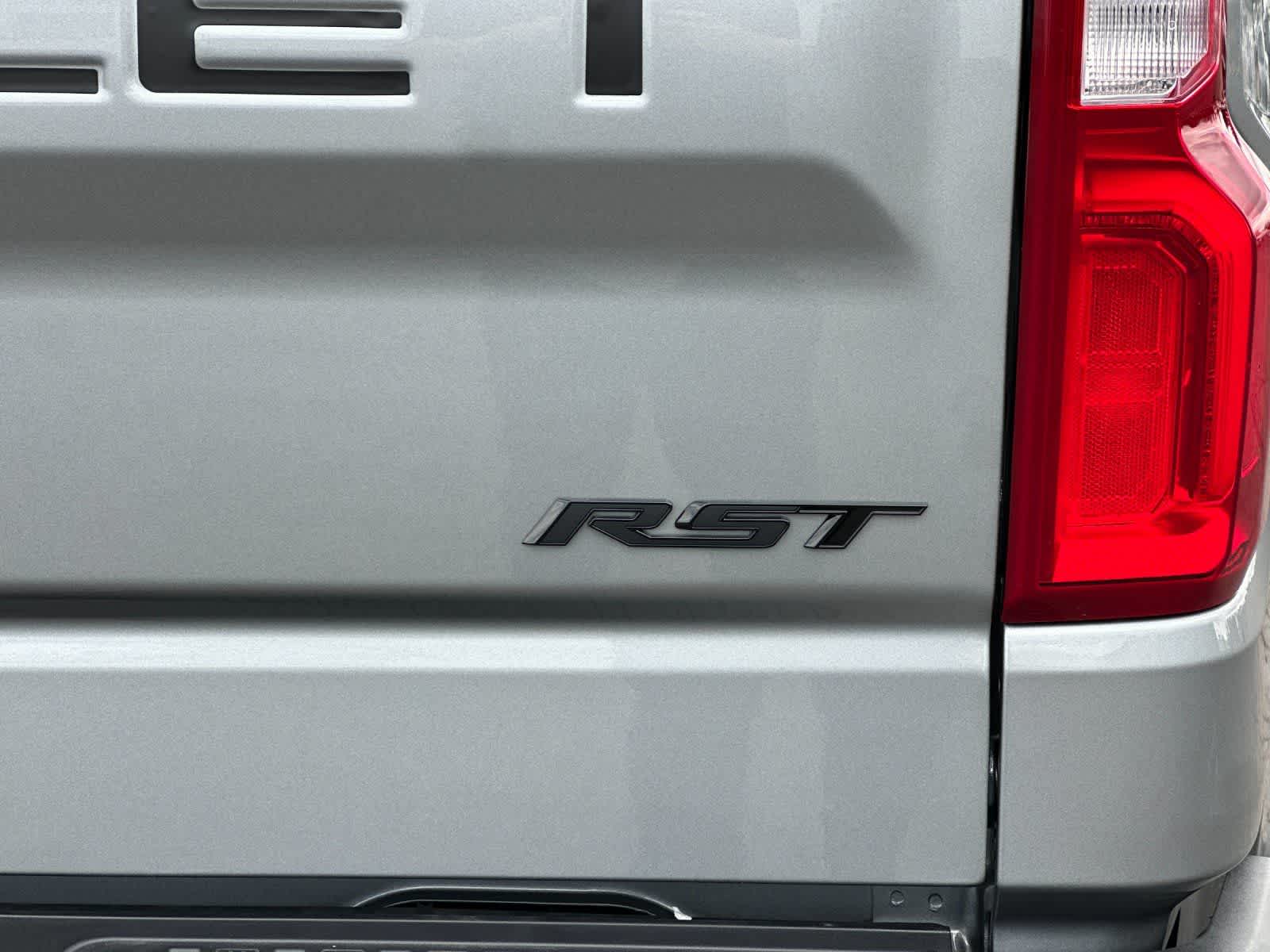 Thumbnail: 2026 Chevrolet Silverado 1500 - 27