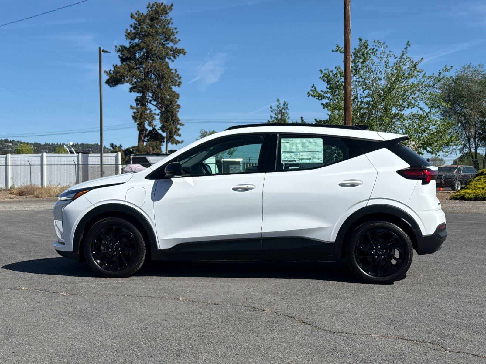 Thumbnail: 2027 Chevrolet Bolt EV - 5